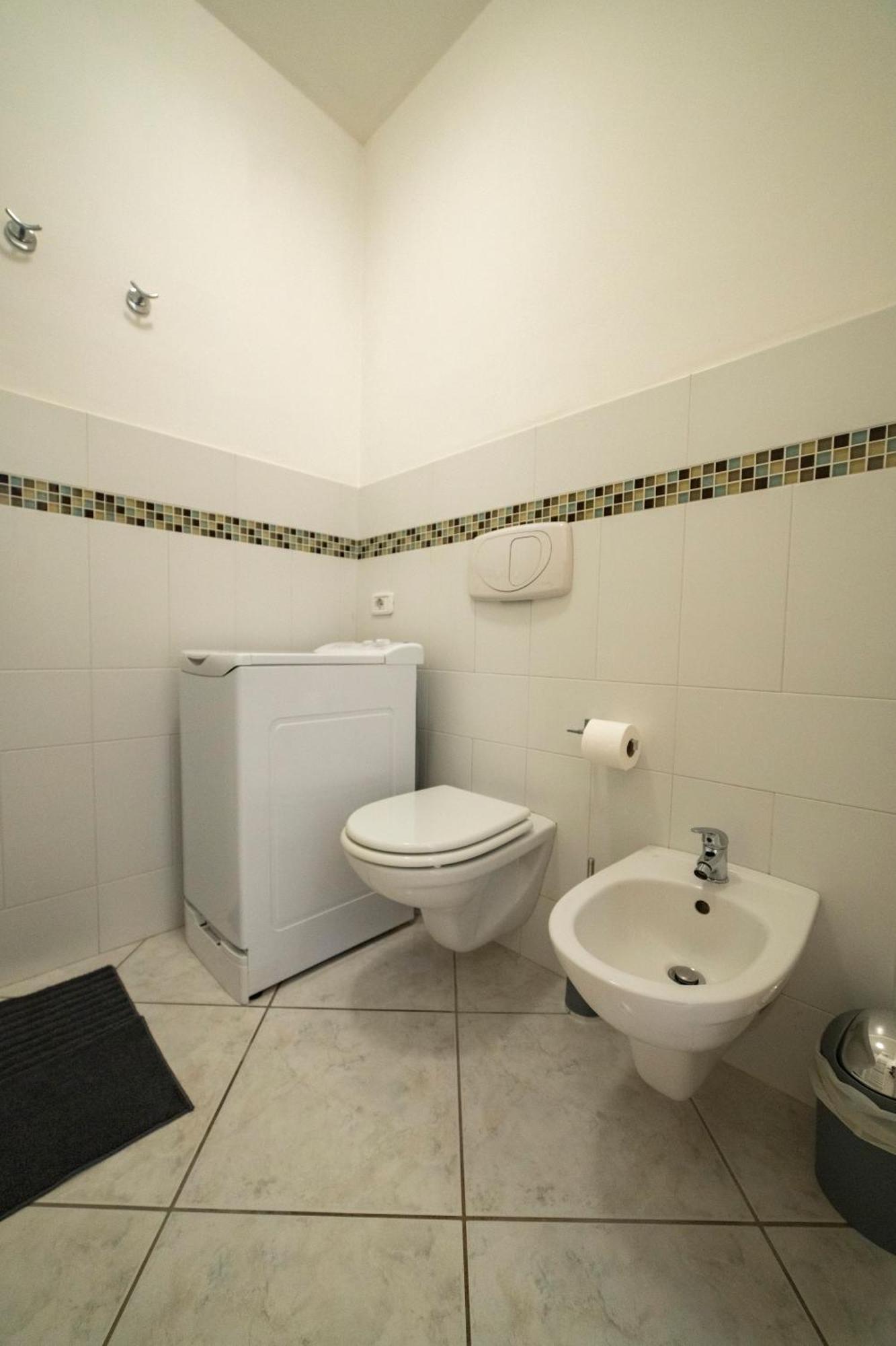 Casa Vacanze La Petite - Delizioso Bilocale A Due Passi Da Centro E Mare Порто Реканати Екстериор снимка